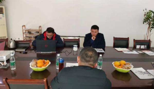 陪同政府園區(qū)對接考察智能倉儲物流設(shè)備投資選址項目方，加快推進(jìn)項目落地，提升招商引資實效