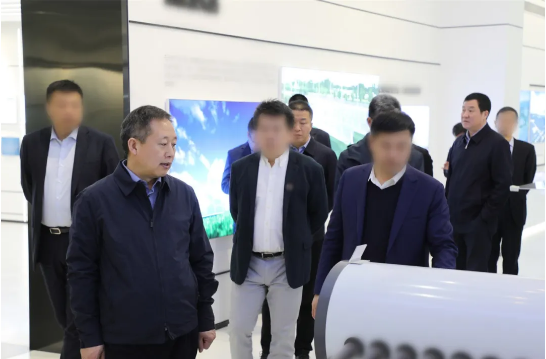 全速推進(jìn)投資選址項(xiàng)目早落地、早投產(chǎn)！黑龍江某地方政府實(shí)地考察清潔能源設(shè)備制造企業(yè)
