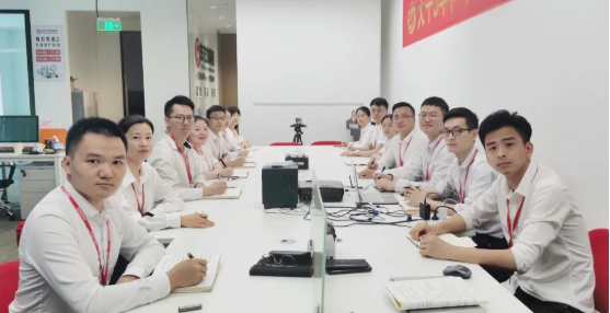 砥礪奮進(jìn)創(chuàng)佳績(jī)，為下半年開局夯實(shí)基礎(chǔ)！集團(tuán)舉行六月份暨上半年度工作總結(jié)表彰會(huì)