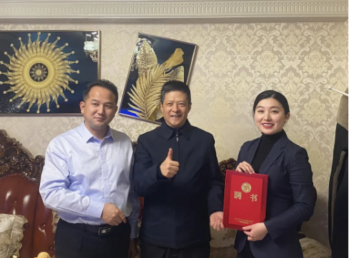 共同打造全國(guó)標(biāo)桿政府！集團(tuán)與新疆輪臺(tái)縣成功簽訂委托招商合作協(xié)議