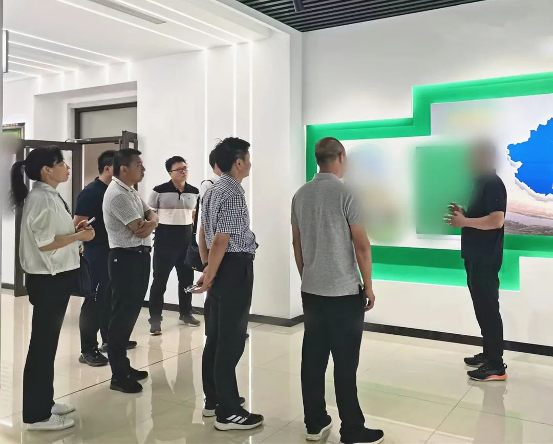 背景雄厚，高端建材領(lǐng)域知名供應(yīng)商！新疆某地方政府成功考察品牌高性能節(jié)能保溫材料投資選址項目