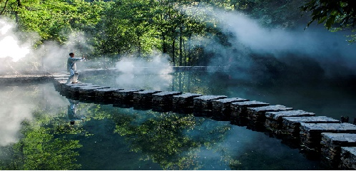 集團(tuán)全力助推湖北襄陽南漳縣委托招商引資，擦亮南漳“金”字招牌，打造南漳發(fā)展新高地