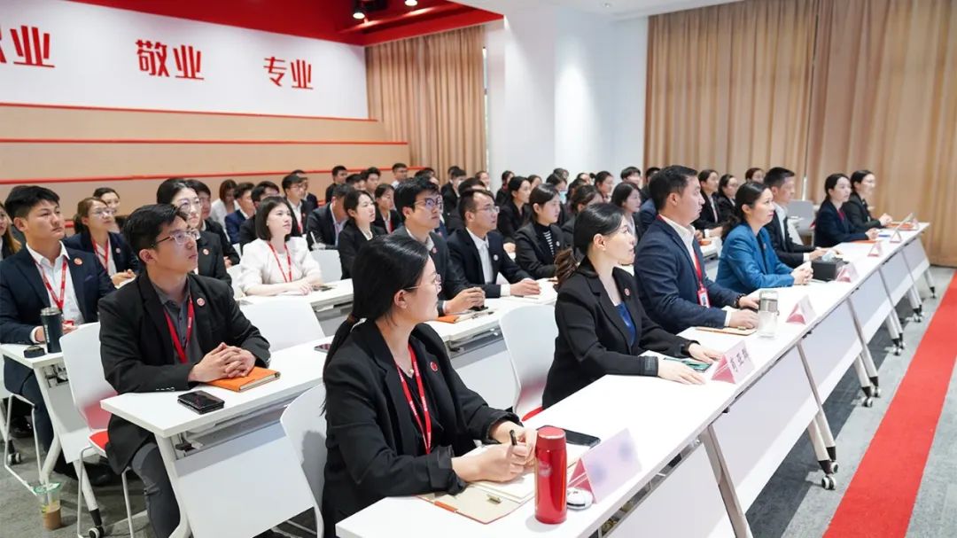 樹立項(xiàng)目為王，打造招大引強(qiáng)“強(qiáng)磁場(chǎng)”！5月上旬，集團(tuán)共28個(gè)優(yōu)質(zhì)投資選址項(xiàng)目通過評(píng)估！