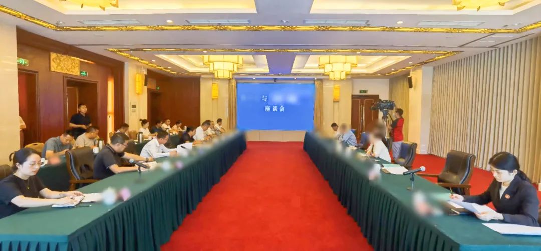 項目落地周期短，經(jīng)濟效益高！新能源鋰電池生產(chǎn)擴建投資選址項目方反向考察四川某地方政府