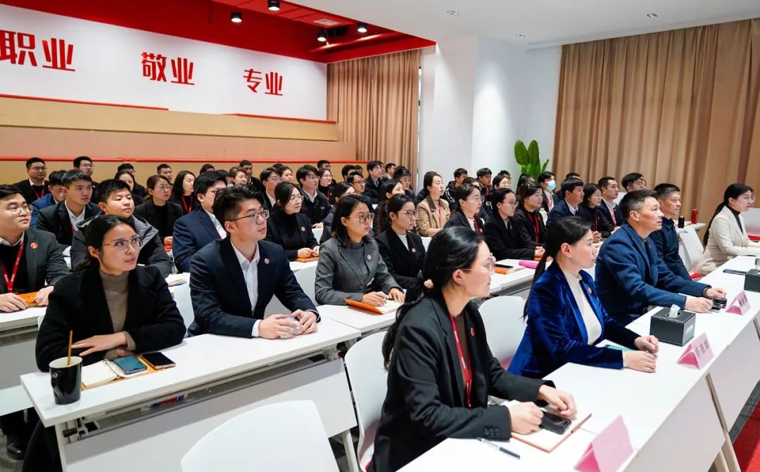攻堅落地有保障，謬力同心創(chuàng)佳績！1月中旬，集團(tuán)共51個優(yōu)質(zhì)投資選址項目通過評估