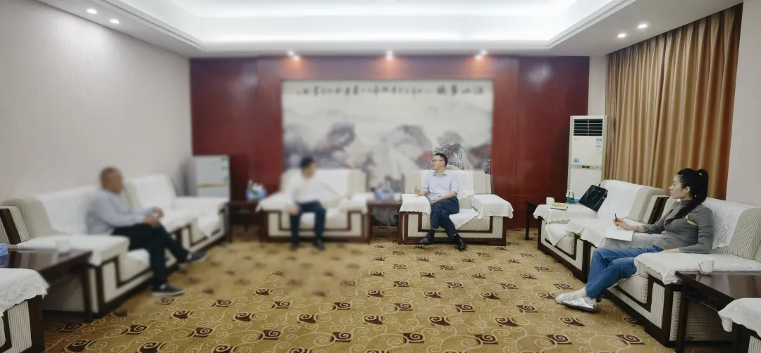 24小時完成雙向考察，東方龍商務(wù)服務(wù)效率再獲政企點贊！新能源鋰電池生產(chǎn)擴建投資選址項目方反向考察江西某地方政府