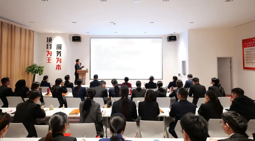 抓牢“項目落地”主線，打好全年“收官戰(zhàn)”！11月下旬，集團共35個優(yōu)質(zhì)投資選址項目通過評估